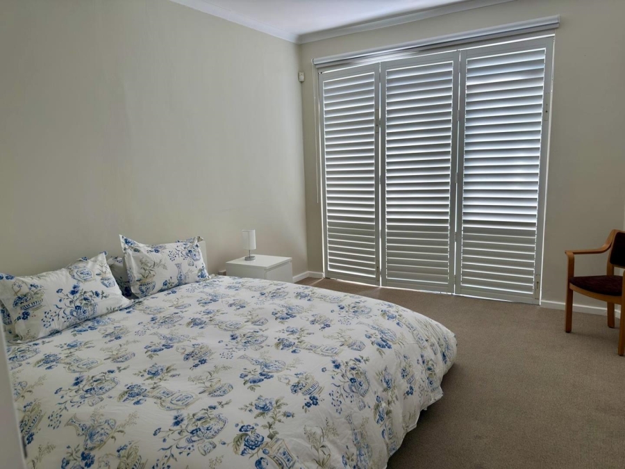 To Let 3 Bedroom Property for Rent in Bantry Bay Western Cape